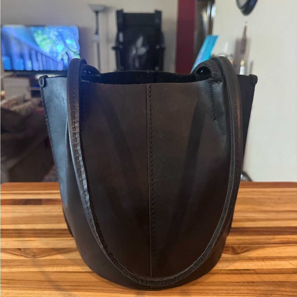 Portland Leather Goods Devan